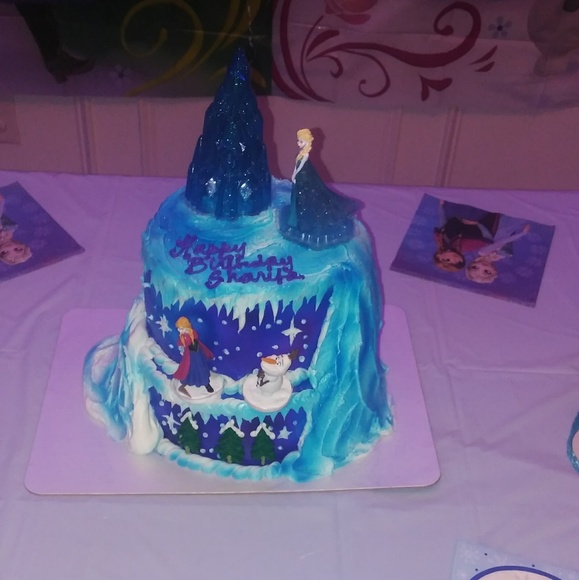 Meet your Posher, Sabrina - Picture 1 of 1